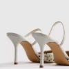 Polka dot pointed pumps