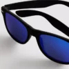 Rectangular mirrored sunglasses