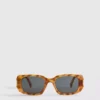Rectangular tortoiseshell sunglasses Rectangular tortoiseshell sunglasses