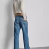 Relaxed low-rise straight-leg denim jeans Relaxed low-rise straight-leg denim jeans