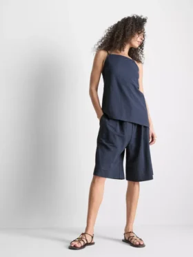 Relaxed textured bermuda shorts
