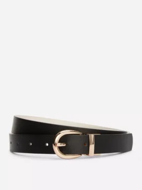 Reversible curved-buckle belt