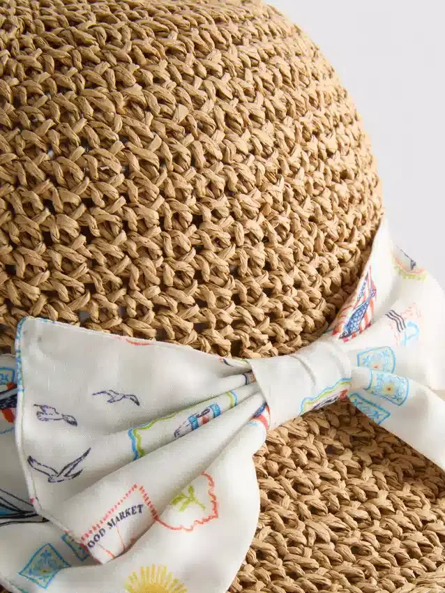 Scallop trim woven hat Scallop trim woven hat