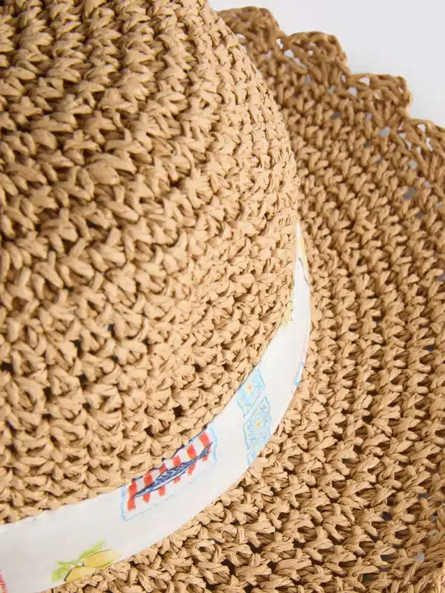 Scallop trim woven hat Scallop trim woven hat