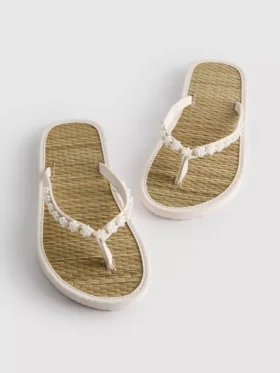Seagrass effect flip flops