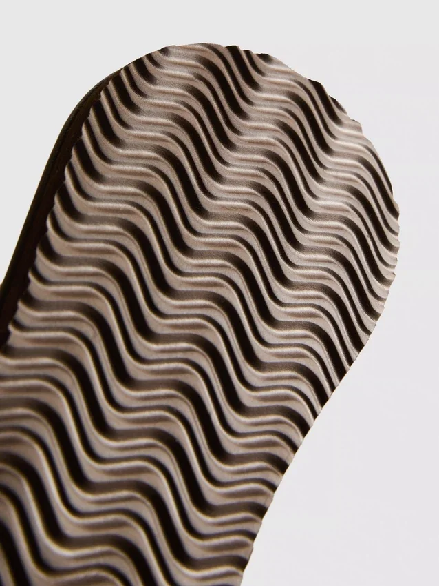 Seagrass effect flip flops Seagrass effect flip flops