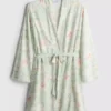Short floral robe Short floral robe
