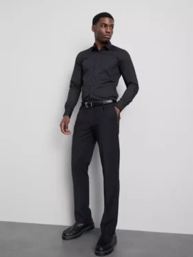 Slim-fit formal shirt