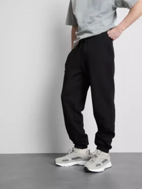 Stretch waist cuffed joggers Stretch waist cuffed joggers
