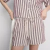 Stripe high-waisted oxford shorts Stripe high-waisted oxford shorts