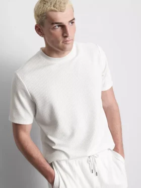 Textured short sleeve t-shirt Textured short sleeve t-shirt
