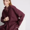 The edit classic linen shirt