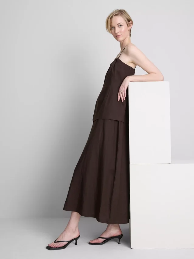 The edit linen-blend tiered midi dress The edit linen-blend tiered midi dress