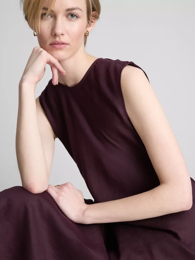 The edit sleeveless linen midi dress The edit sleeveless linen midi dress