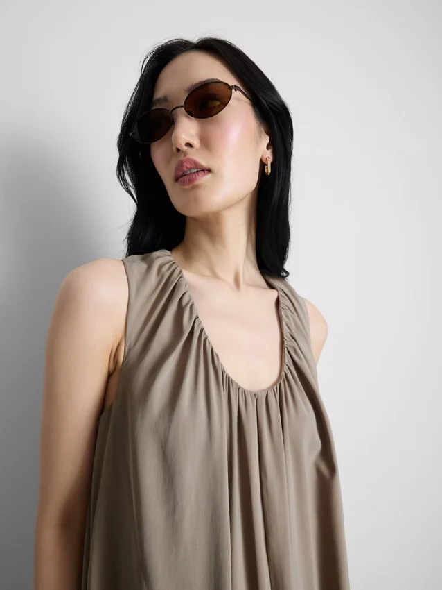 The edit trapeze maxi dress The edit trapeze maxi dress