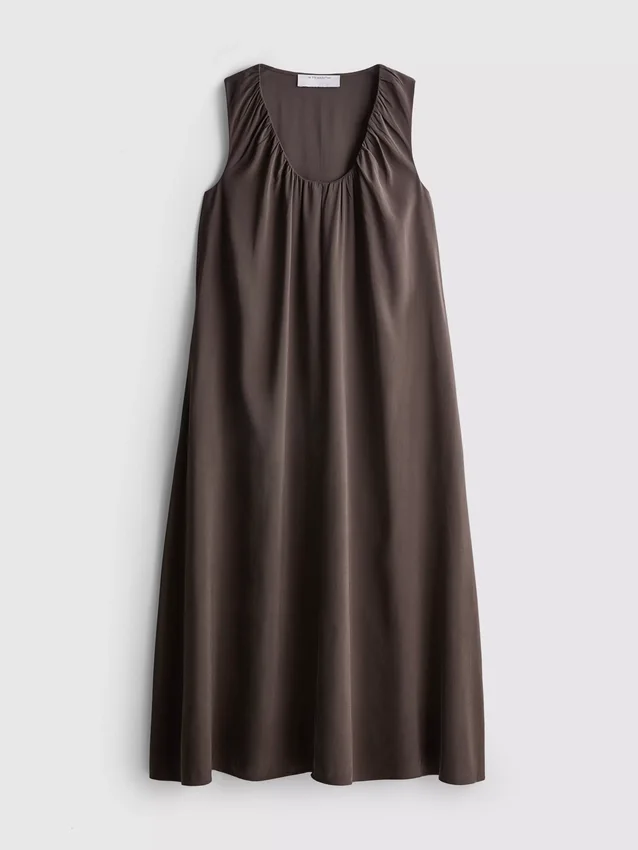 The edit trapeze maxi dress The edit trapeze maxi dress