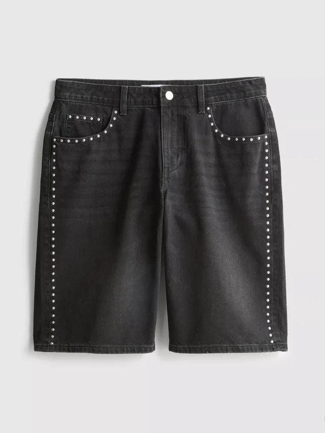The primark scene | cotton denim studded jorts The primark scene | cotton denim studded jorts