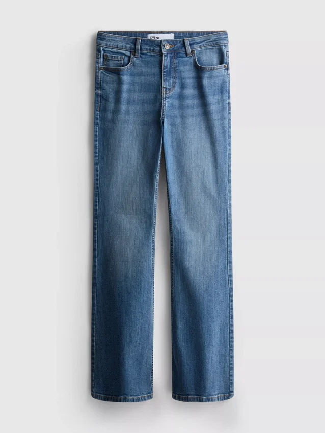 The primark scene | low-rise flared jeans The primark scene | low-rise flared jeans