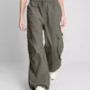 The primark scene | mid-rise drawstring cargo pants The primark scene | mid-rise drawstring cargo pants