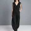 V-neck balloon-leg jumpsuit V-neck balloon-leg jumpsuit