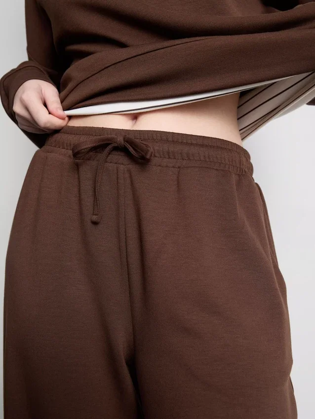 Wide-leg joggers Wide-leg joggers