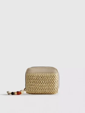 Woven zip-up purse Woven zip-up purse